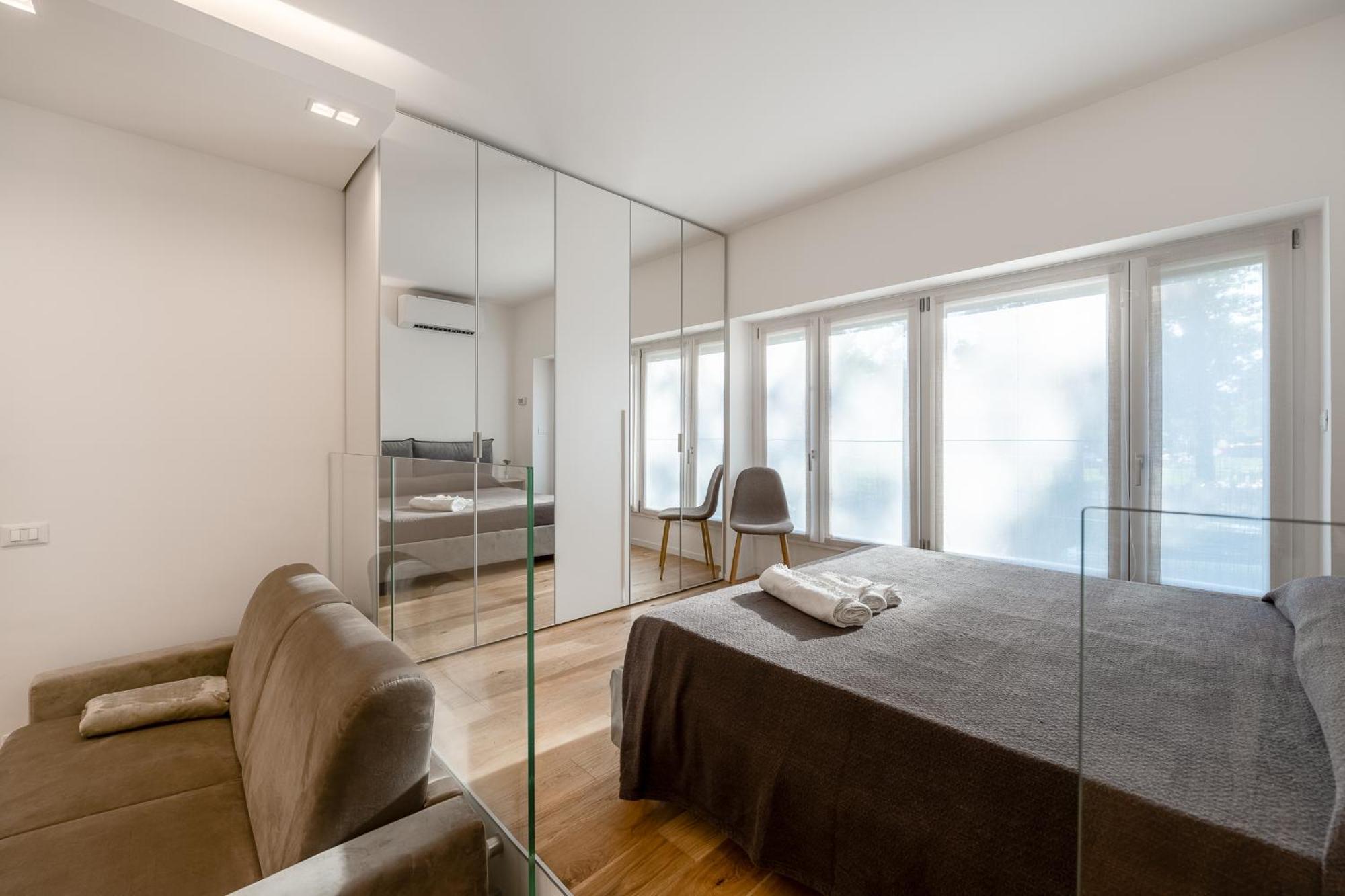 Appartamento In Centro Vista Parco - Biancospino Apartments Милано Екстериор снимка